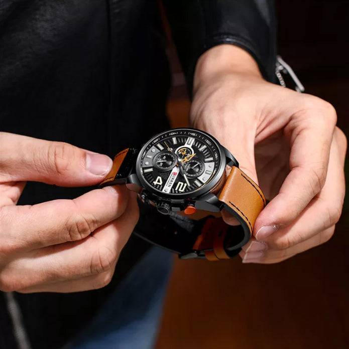 CURREN 8393 Men's Leather Straps Watch