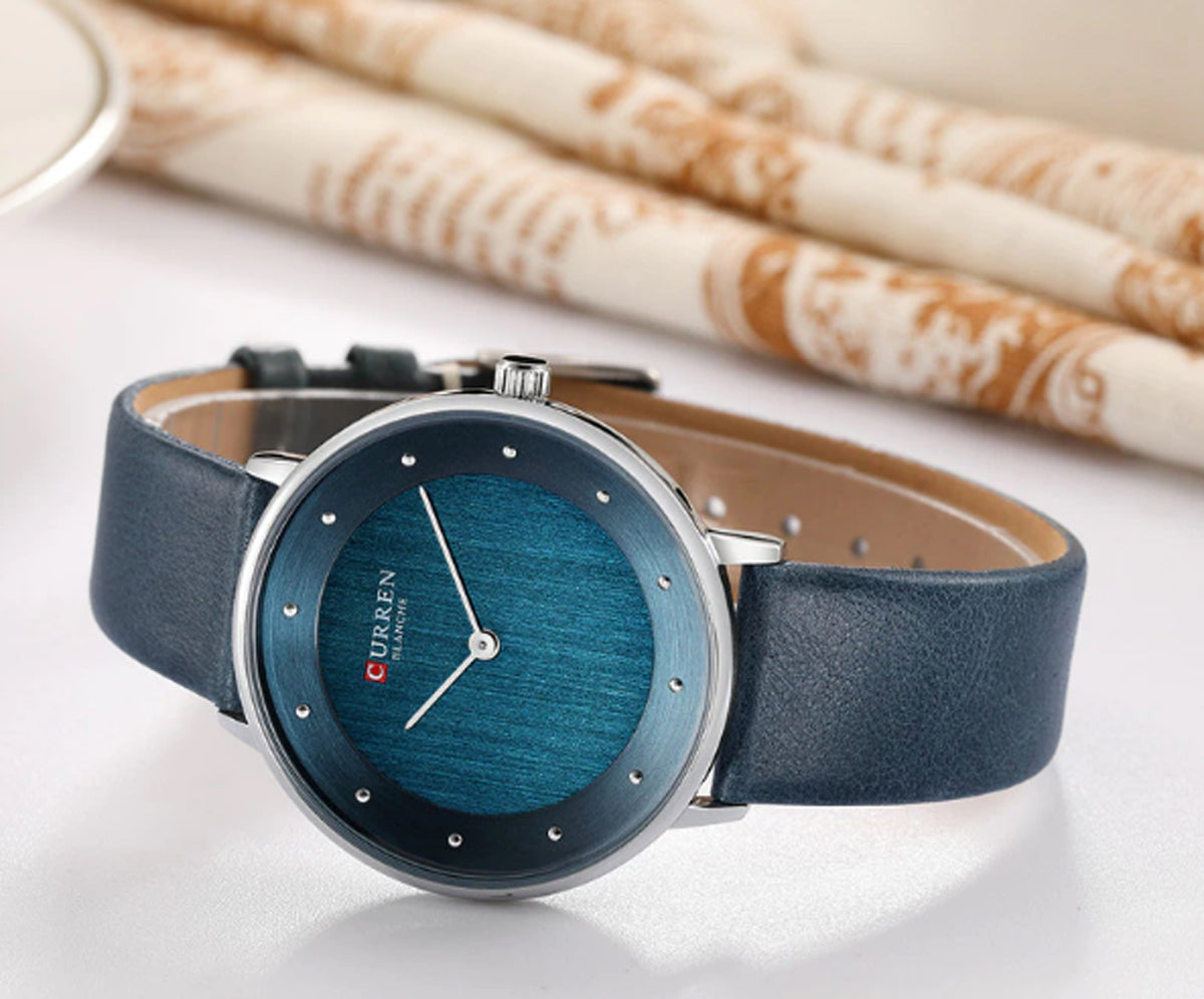 CURREN 9033 Women's Leather Straps Watch