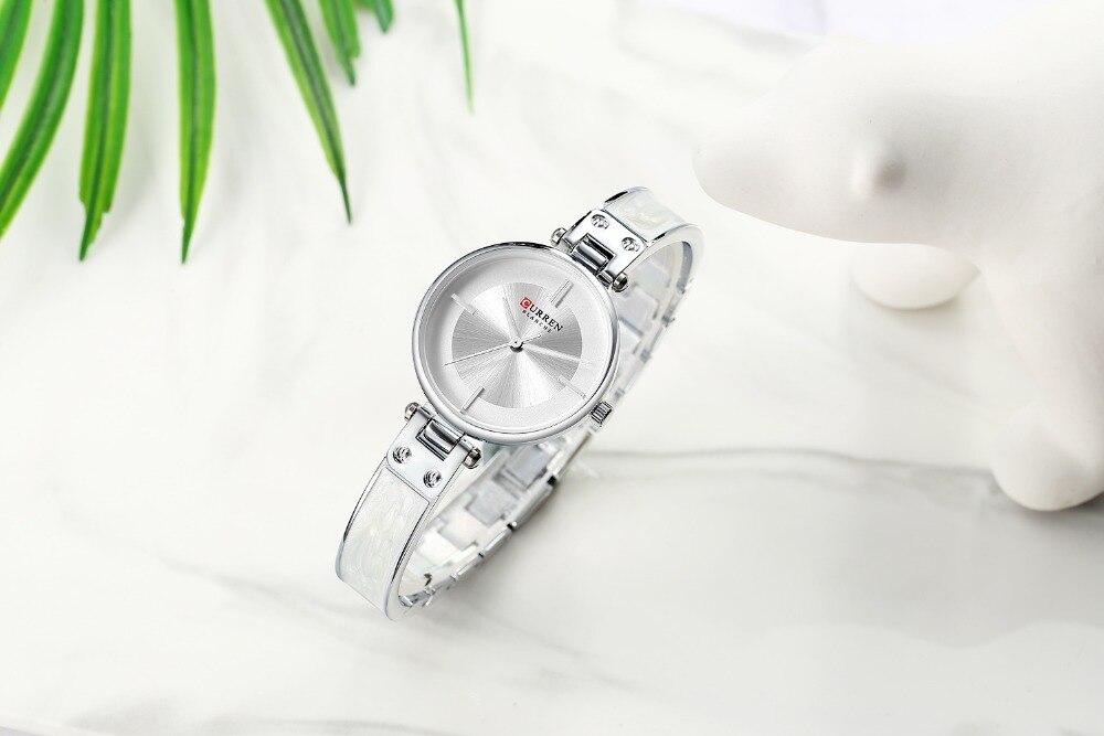 CURREN 9058 Women's Strainless Steel Watch