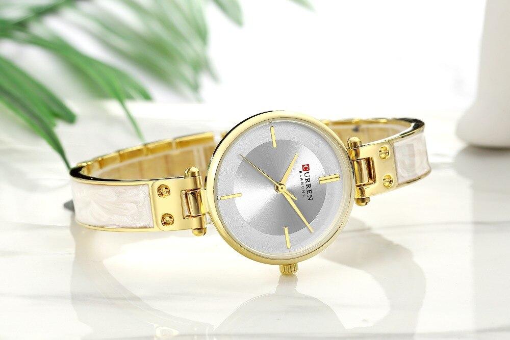 CURREN 9058 Women's Strainless Steel Watch