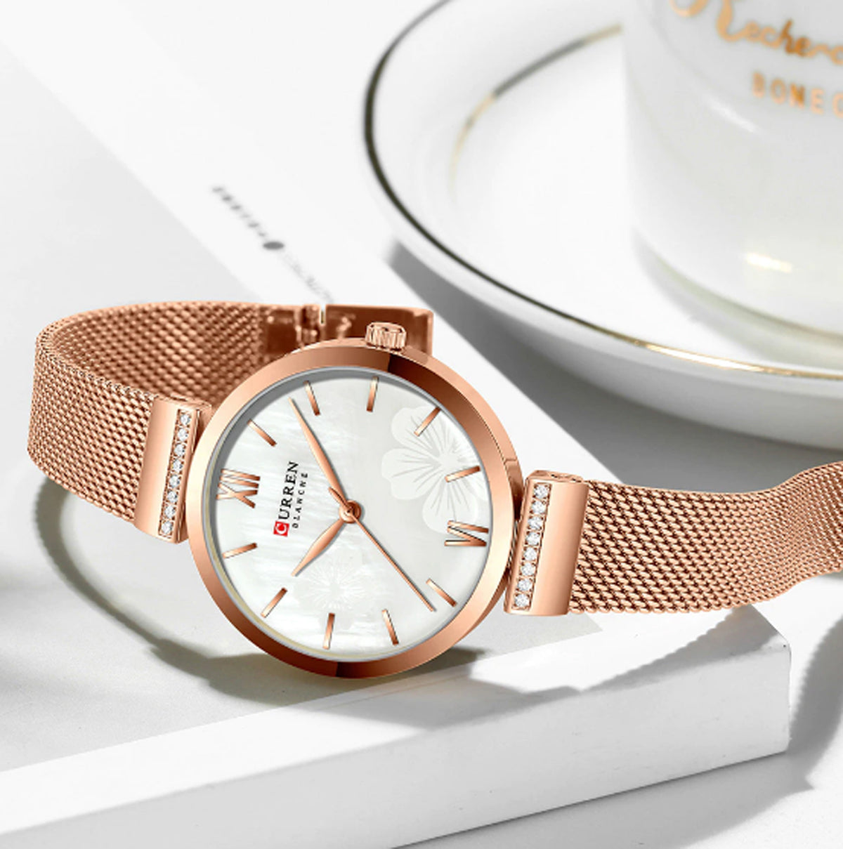 CURREN 9067 Women's Strainless Steel Watch