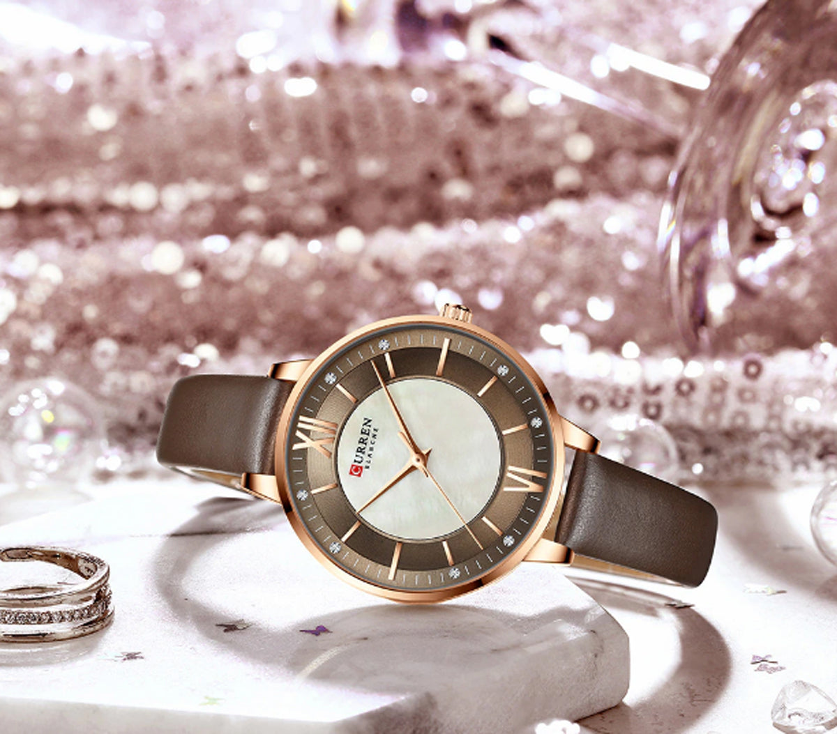 CURREN 9080 Women's Leather Straps Watch