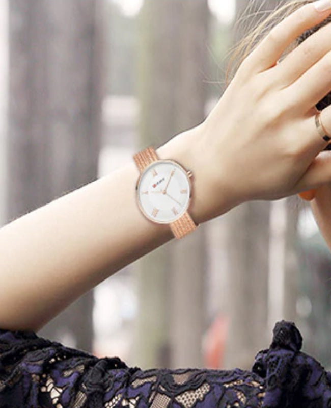 CURREN 9020 Women's Stainless Steel Watch