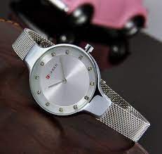 CURREN 9008 Women's Leather Straps Watch