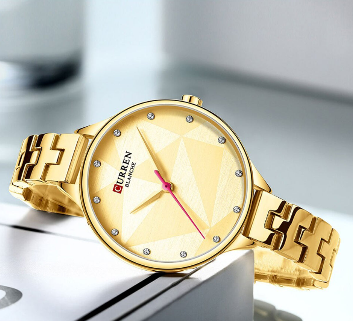 CURREN 9047 Women's Stainless Steel Watch