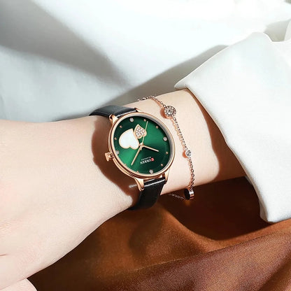 CURREN 9077 Women's Leather Straps Watch