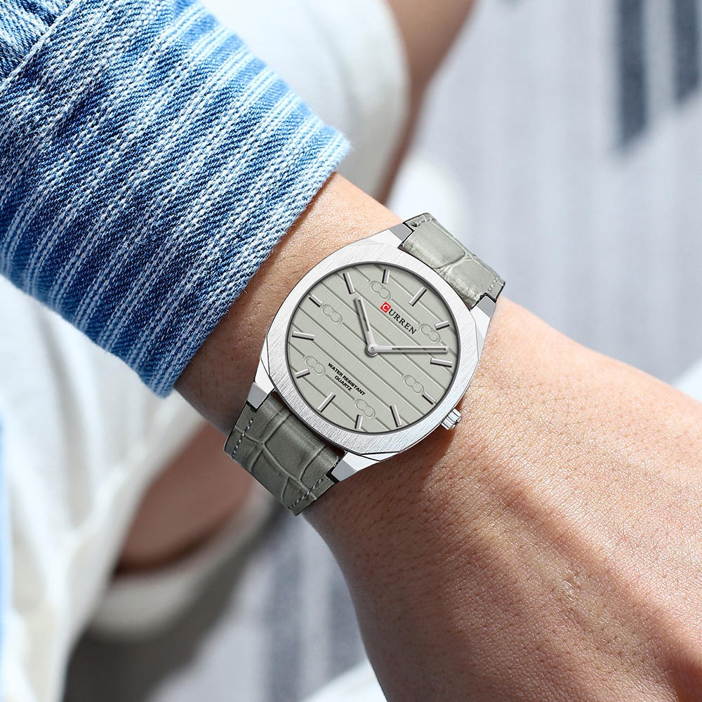 CURREN 8480 Men's Leather Straps Watch