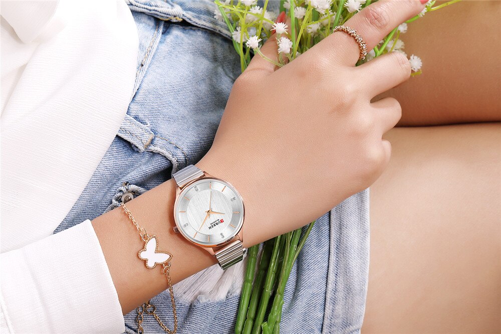 CURREN 9041 Women's Strainless Steel Watch