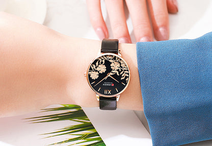 CURREN 9065 Women's Leather Straps Watch