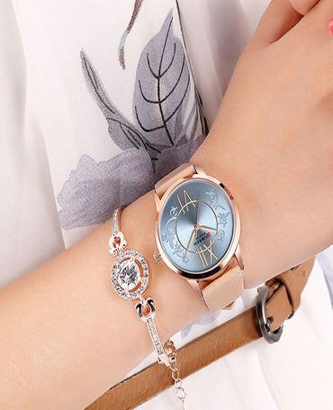 CURREN 9049 Women's Leather Straps Watch