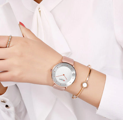 CURREN 9033 Women's Leather Straps Watch