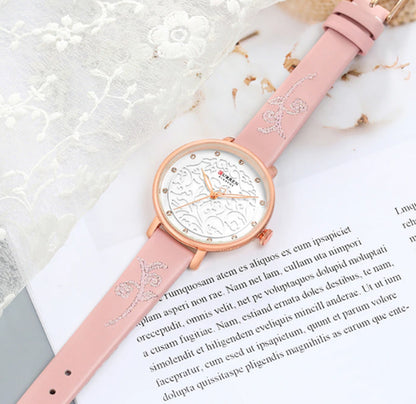 CURREN 9046 Women's Leather Straps Watch